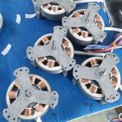 छोटा छोटा आकार DC 24V 92mm वेंटिलेशन बाथरूम वेंटिलेशन/हीट फैन BLDC मोटर